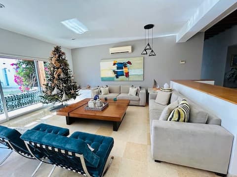 Top performing Airbnb: Casa Mero luxury vacation rental in La Paz