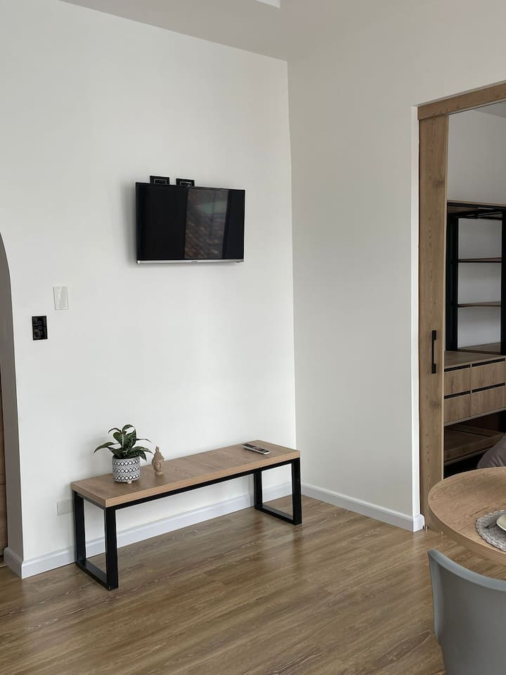 Suite Casa Blanca(incluye Lavanderia) - Cuenca, Ecuador