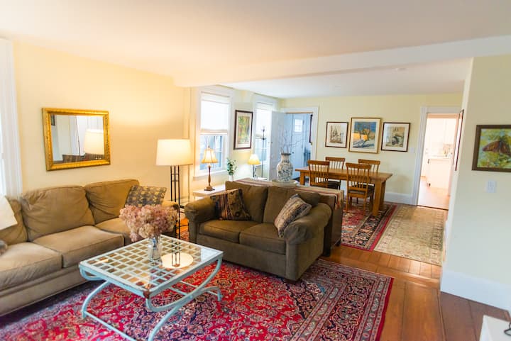 Artistic Historical Home, Walkdt - Salem, MA