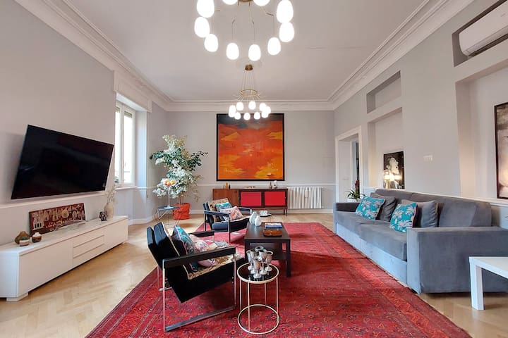 Luxury Terrace Rome Apartment gallery image 4