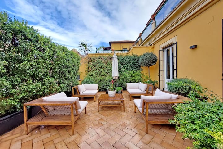 Luxury Terrace Rome Apartment