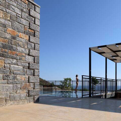 Montem SeaView Villa II, a Summer Retreat in Bali gallery image 5