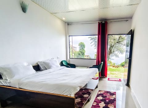 Deluxe Rooms - Haut Monde Kings Paradise resort