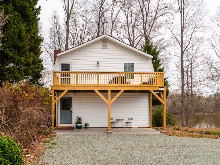 Belews Lake Vacation Rentals & Homes North Carolina, United States