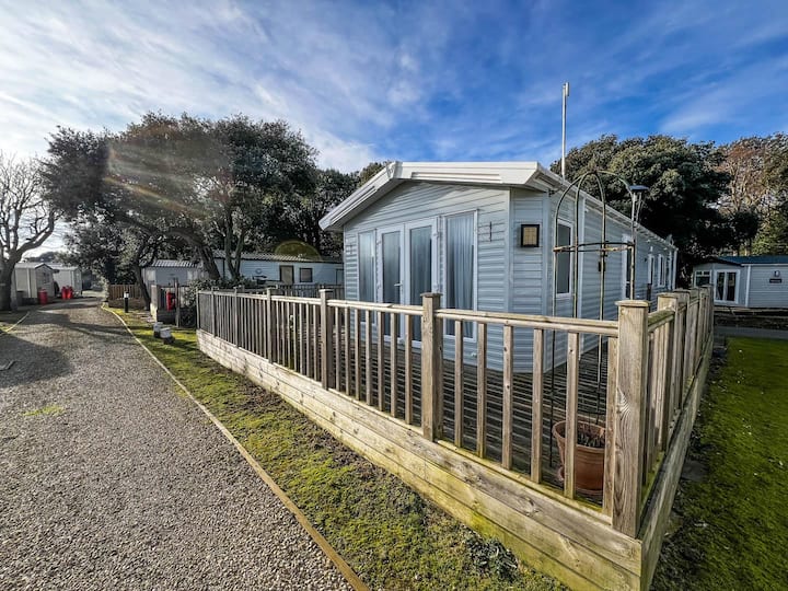 Caravan with decking at Azure Seas ref 32060AZ