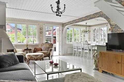 Top performing Airbnb: Sea location - South-facing - Ferry location in Norrtälje