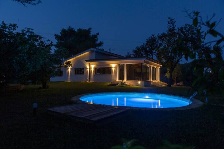 Alfa country house. Villa con piscina nel salento. gallery image 4
