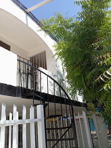listing_image
