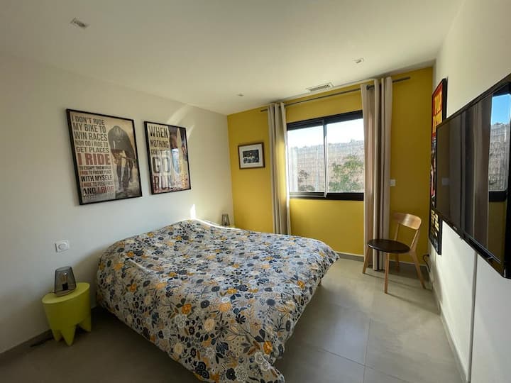chambre 2 box 1
