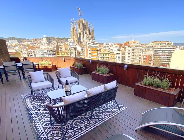 Rooftop Penthouse view of Sagrada Familia