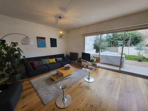 Grande maison à Montreuil, 10 minutes de Paris