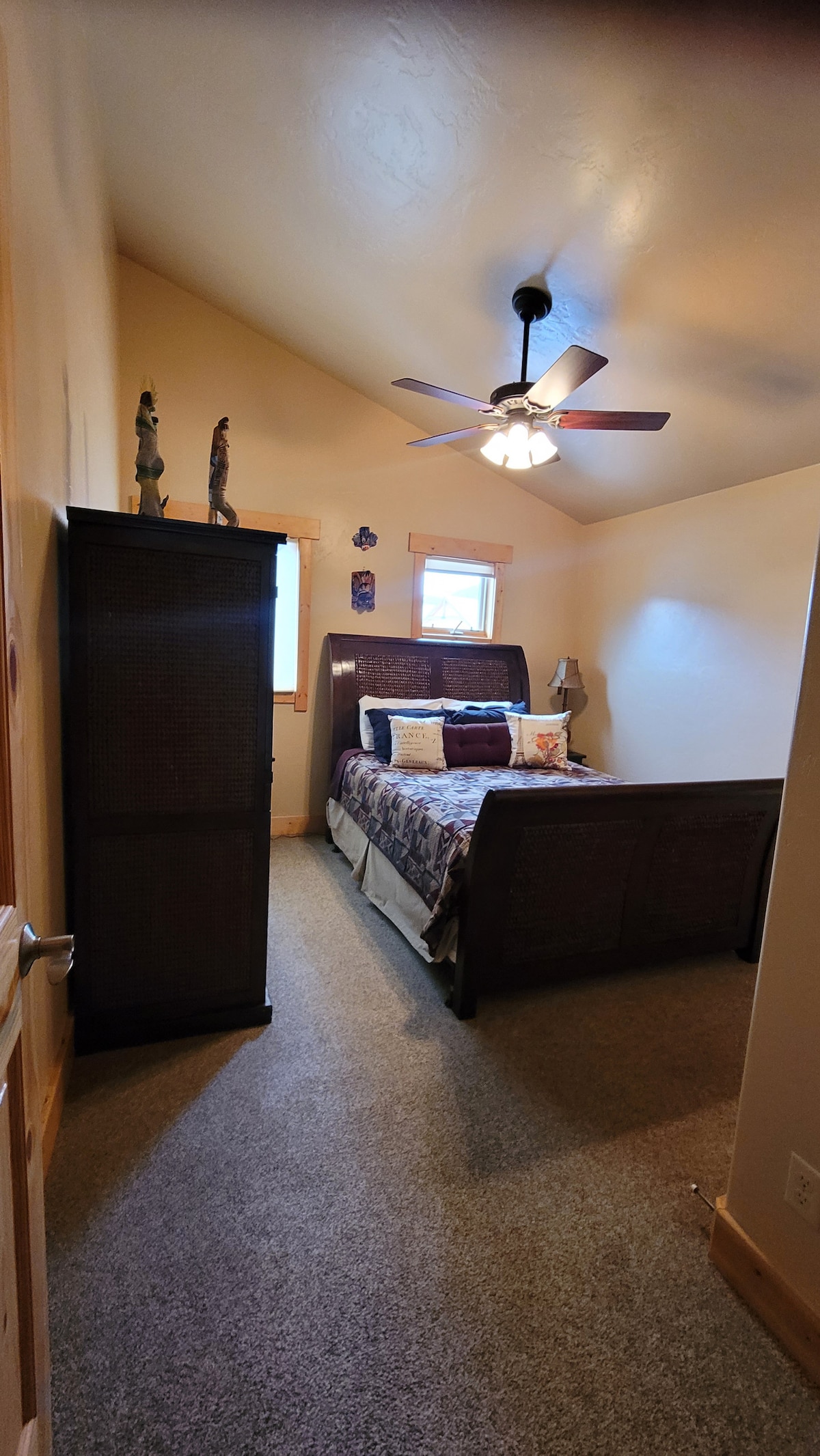 საძინებელი 3