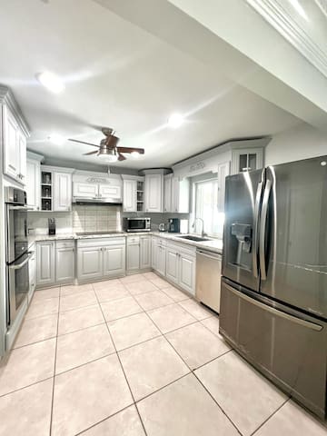 Seven Heaven Vacation managed Airbnb listing 1