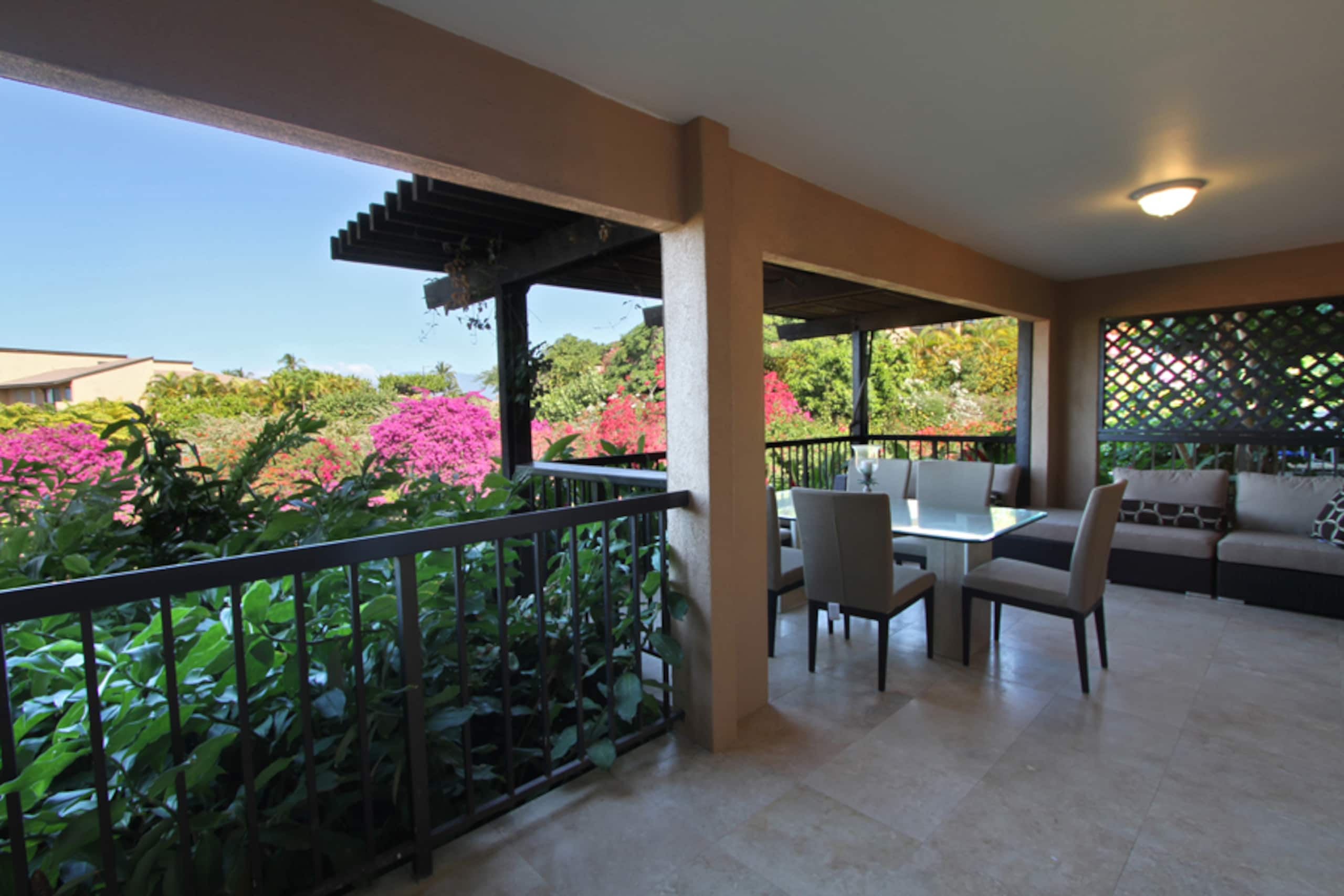 1 bed & bunks Ocean view, beachfront property - Image 42