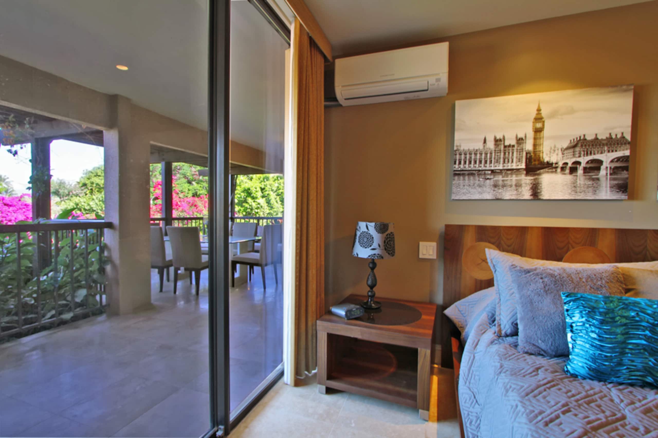 1 bed & bunks Ocean view, beachfront property - Image 33