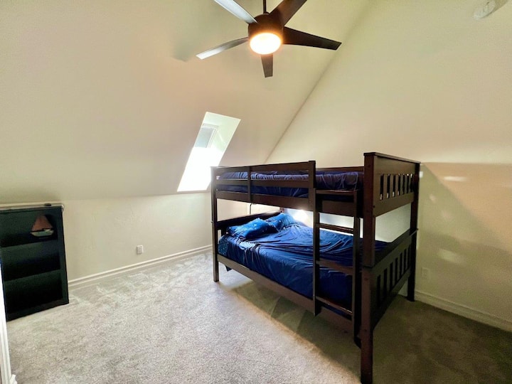 غرفة النوم 2