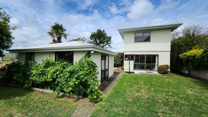 Privacy Plus Rural Retreat - Hastings, New Zealand