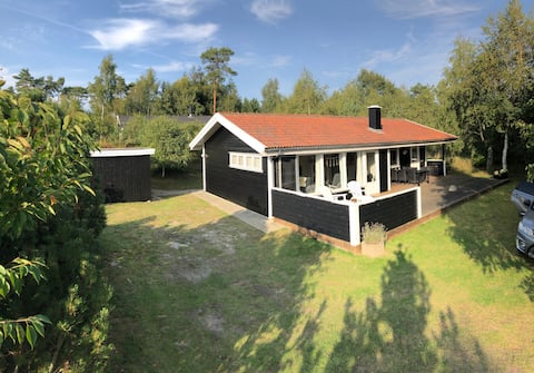 Beautiful Summercottage - close to the sea.
