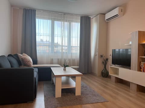 Top performing Airbnb: Cappuccino Apartment in Овча Купел 1