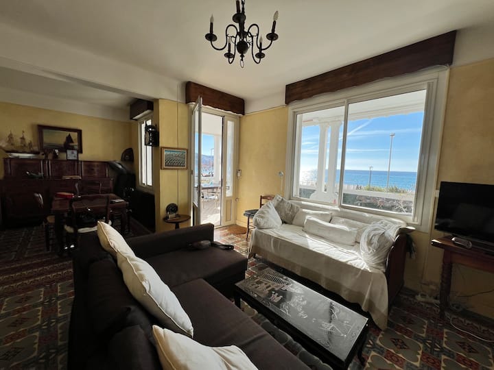 Saint Cyr Les Lecques 83270- Villa En Front De Mer - Saint-Cyr-sur-Mer