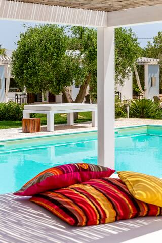 Villa with Private Pool, Pizzeria, Beach for Kids