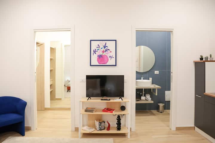 Historic Center - Ideal For Couples - Ground Floor - Caserta