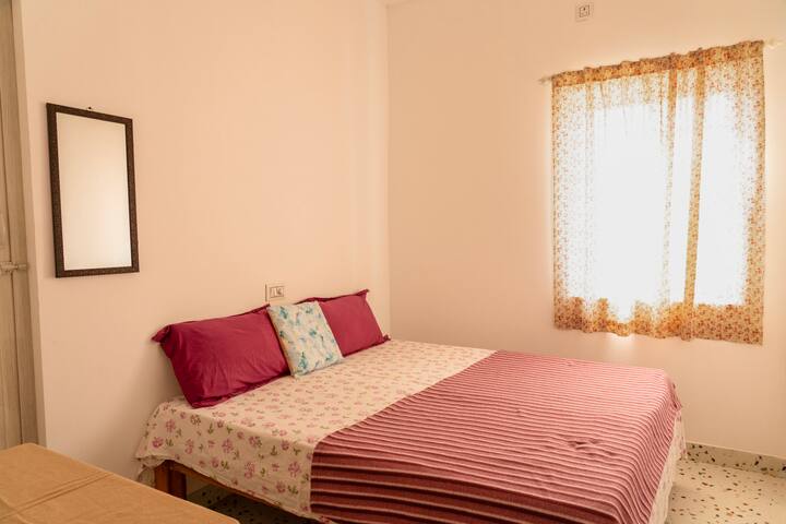 Schlafzimmer 1
