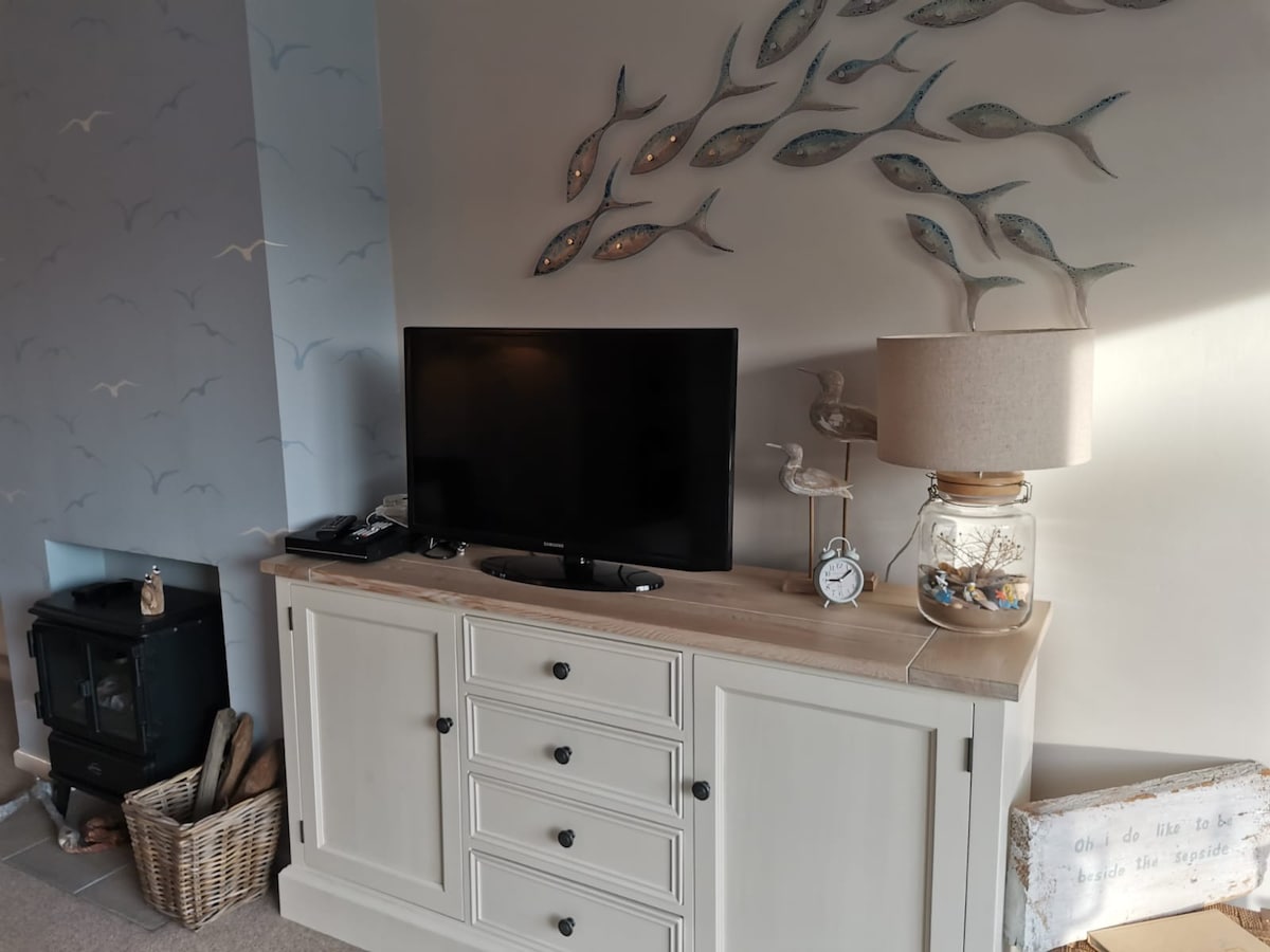 Top Airbnb: Bungalow by the sea in Folkestone And Hythe