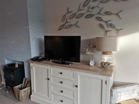 Top Airbnb: Bungalow by the sea in Folkestone And Hythe