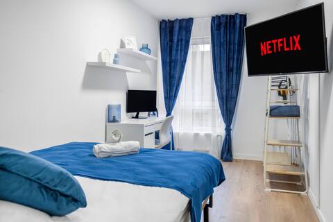 Entire home | Modern Studio-Apart | Netflix & Work