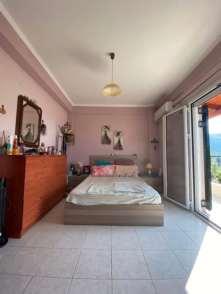 საძინებელი 1