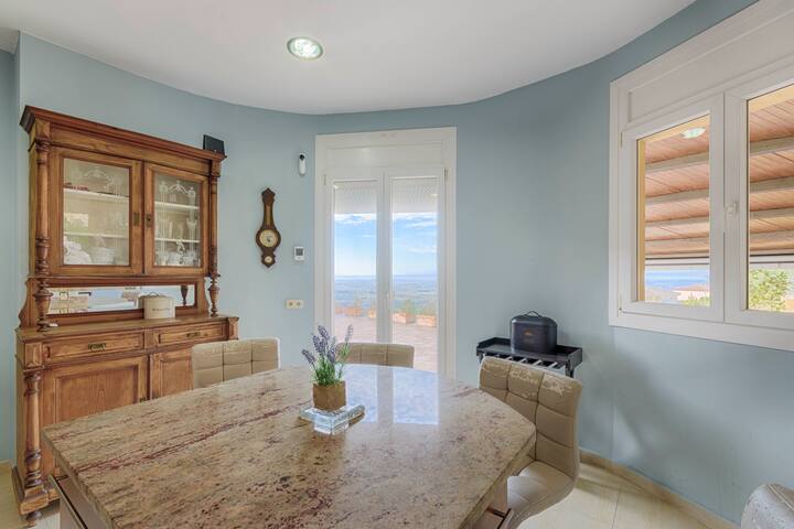 Elegant villa with panoramic views IMMO 365 gallery image 5