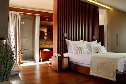 Ultimate Escape at a Modern Historic Unesco Villa