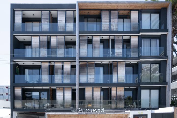 Two luxury bedrooms gallery image 3