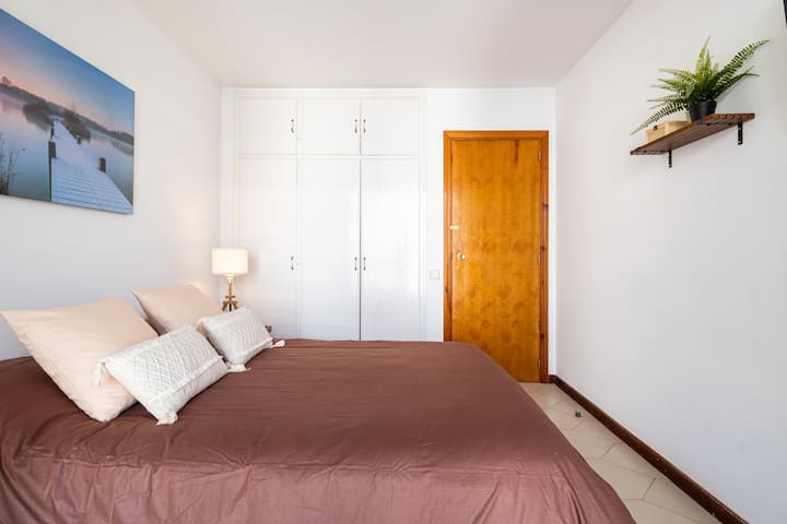 غرفة النوم 2