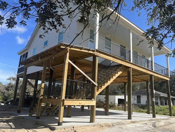 New! Fishing & Hunting Cottage