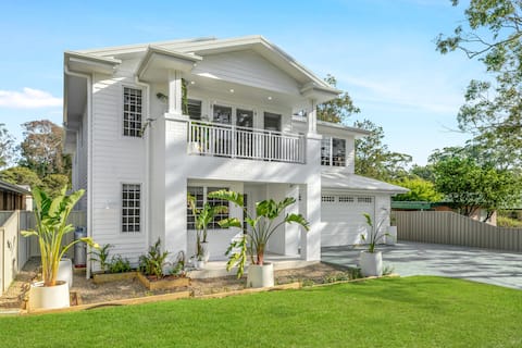 Popular Airbnb listing: Mr Percival - When size & style matters! in Shoalhaven City Council