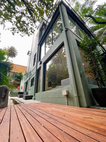 Sanctuary in the City gallery image 2