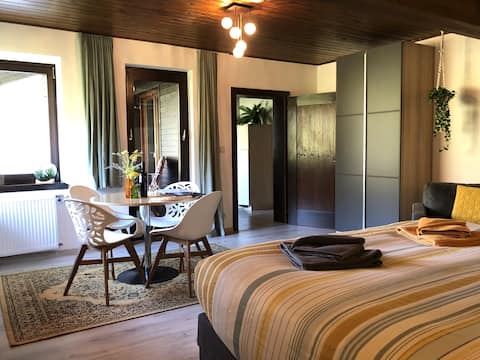 Popular Airbnb listing: Schans Appartements Hermagor - 3. Golden apartment in Hermagor Pressegger See