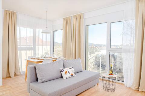 Self-Check-IN | 1BR Apartment at Central Station