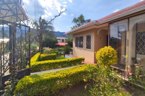 Charming Villa, near the River, no outages of light