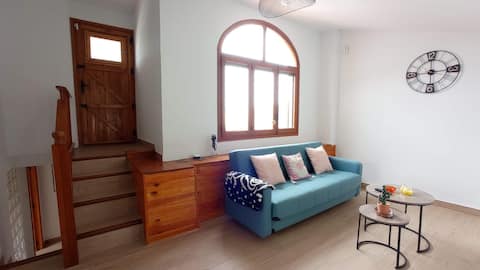 Anuncio de Airbnb popular: Country house, beach and mountains. Ideal for pets en Vinaròs
