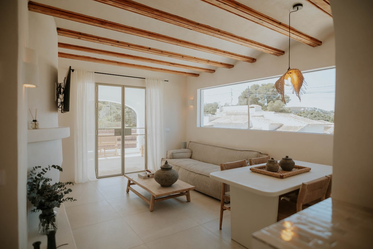 Top performing Airbnb: Can Blau - Mediterranean Living in Xàbia / Jávea