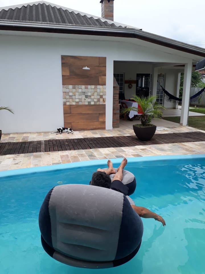 Casa Com Piscina - Paranaguá