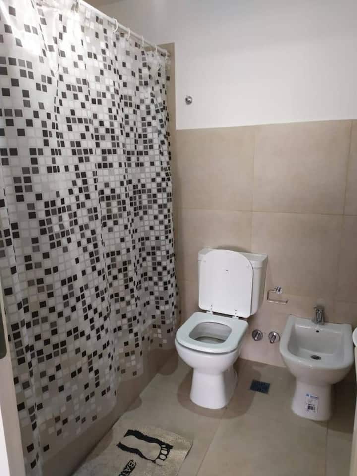 Monoambiente amoblado con balcón en Buenos Aires