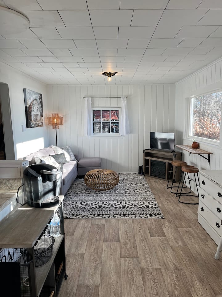 Stay At This Cute And Cozy Lakeside Cabin - Taylors Falls, MN