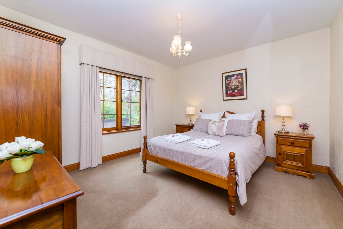 Sage Cottage