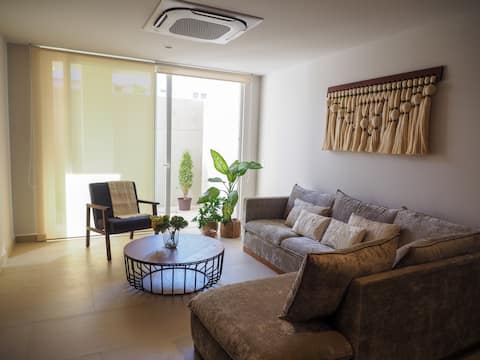Popular Airbnb listing: Lola, Your Home by the Sea in Mezcales