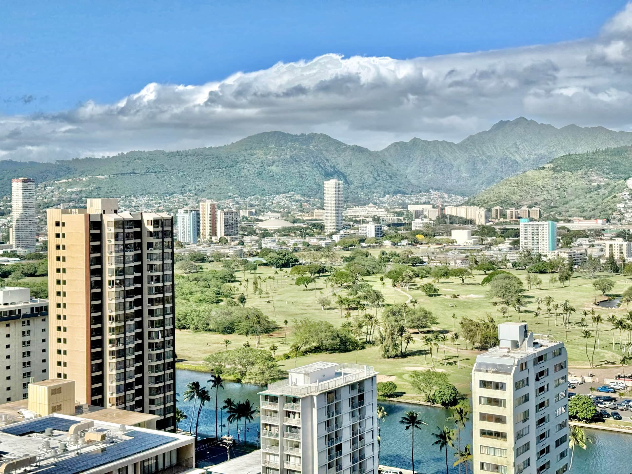 25FL-Upscale Ultra Modern-Premium 1BR W/Parking - Image 40
