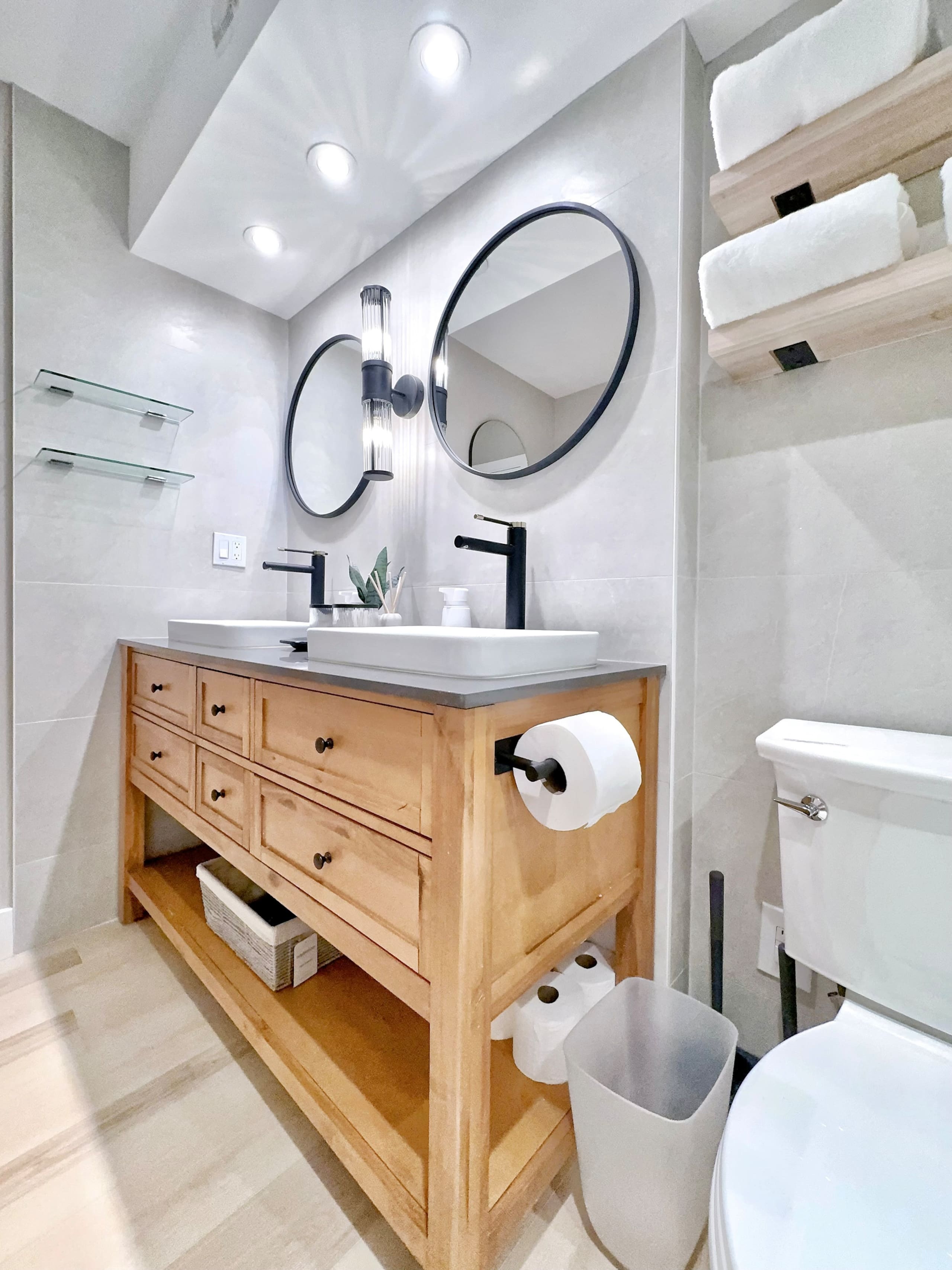 25FL-Upscale Ultra Modern-Premium 1BR W/Parking - Image 38